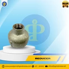 Reducer Ukuran 3/4&quot ke 1 1/2&quot Galvanis Penyambung Pipa 1